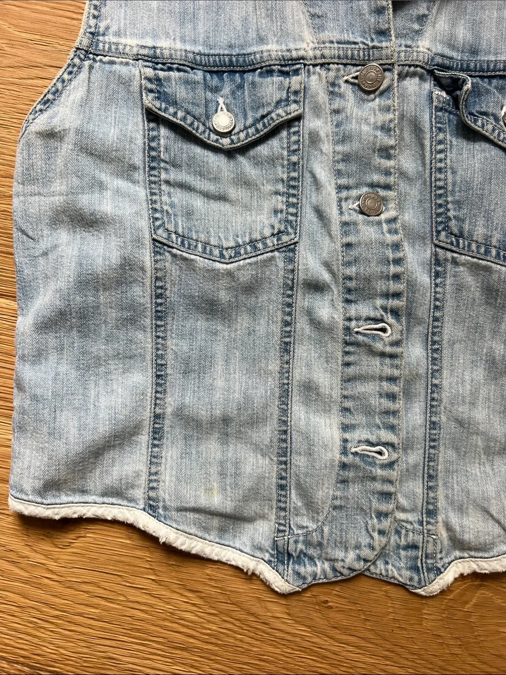 VINTAGE GAP Light Blue Denim Sleeveless Vest